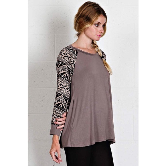 SOLD OUT! Aztec Sleeve Solid Flaring Top - Picture 3 of 4