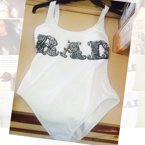 💋🍒BCBG Bathing suit💋🍒❗️❗️