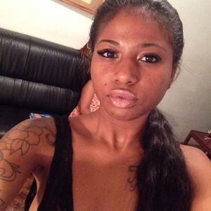 Meet your Posher, Contrina