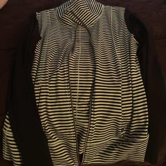 Lulu lemon workout jacket