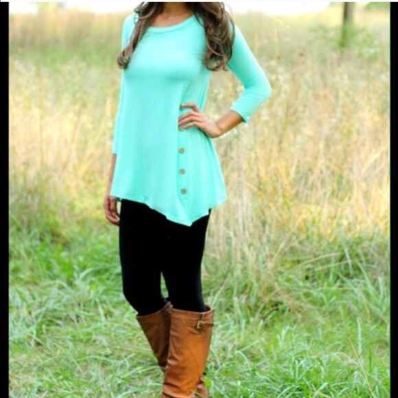 2 a T Boutique  Tops - ❌SOLD OUT ❌ Mint side button tunic