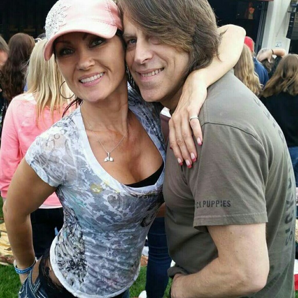 Meet your Posher, Leah - Picture 4 of 4