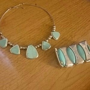 Turquoise necklaces and stretch bracelet set