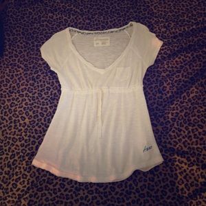 White Aeropostale scoop neck top!