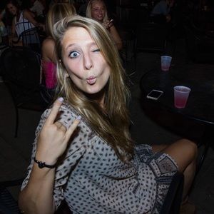 Meet your Posher, Tori