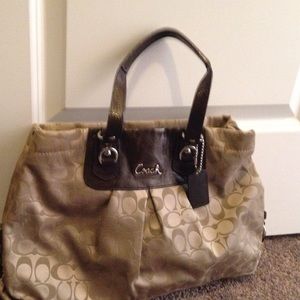 Coach purse hardly used