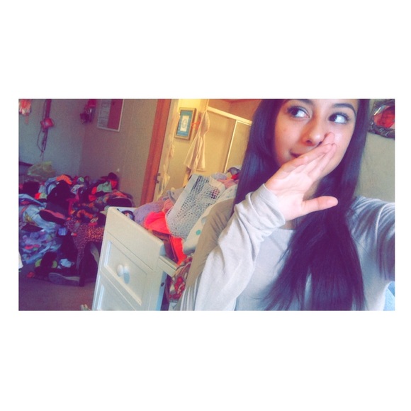 Meet your Posher, Alyssa