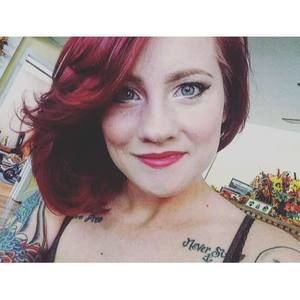 Meet your Posher, Traci