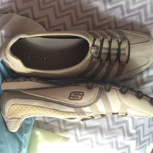 Skechers shoes