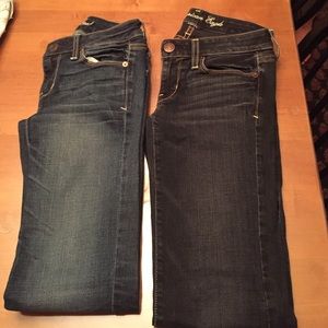 Bundle of 2 jeans
