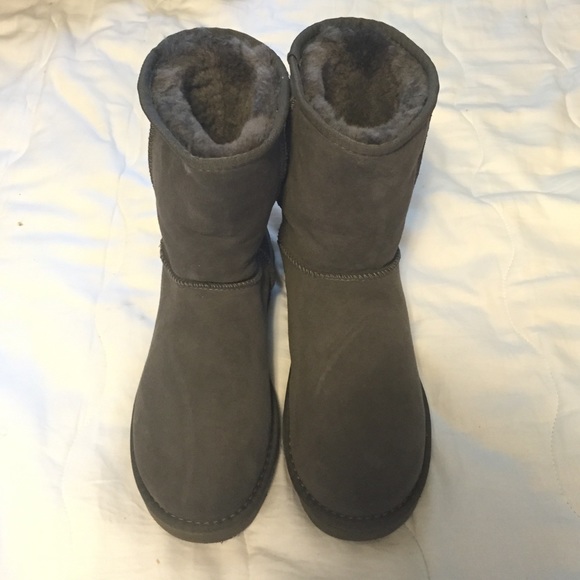 Short grey UGG boots