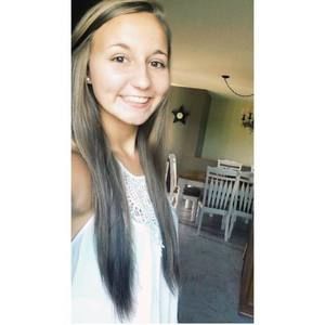 Meet your Posher, Courtney