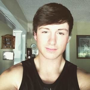 Meet your Posher, Clayton