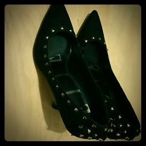 Elle Black Suede Low Heels Pumps