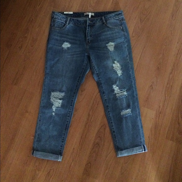 Girlfriend jeans