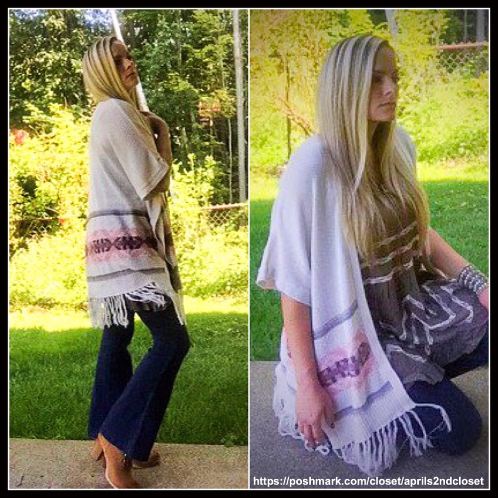 BP NORDSTROM BOHO FRINGE TRIM PONCHO CARDIGAN - Picture 4 of 7