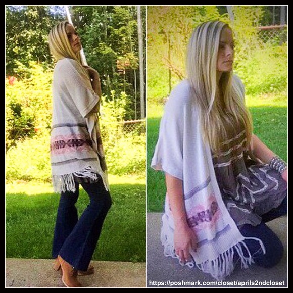BP NORDSTROM BOHO FRINGE TRIM PONCHO CARDIGAN - Picture 4 of 7