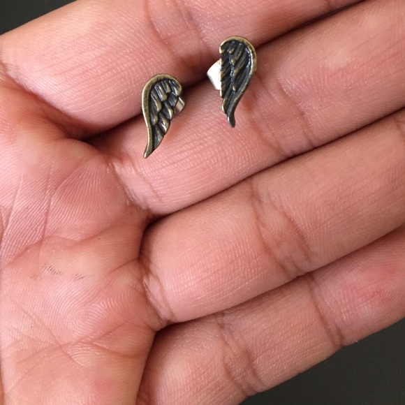 American eagle earrings