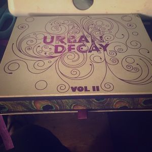 Urban decay makeup set