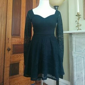 Sale! NWT sweetheart fit & flare dress. Gorgeous