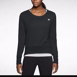 NWT Black Nike Sweatshirt