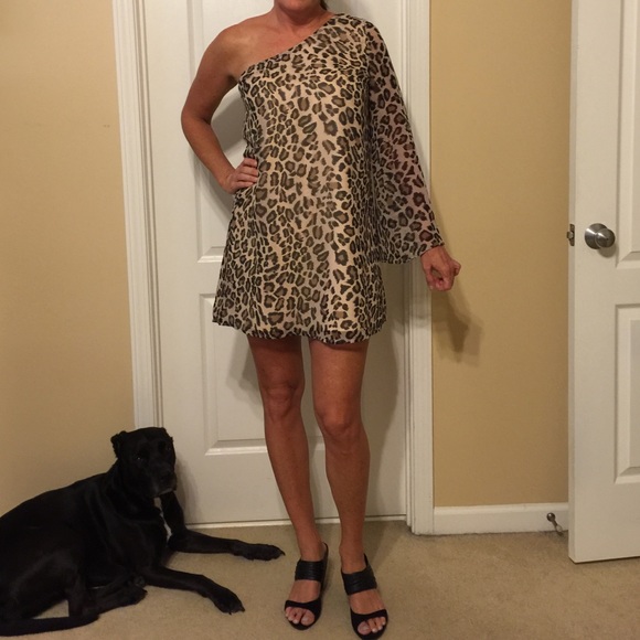 Lined leopard dress never worn