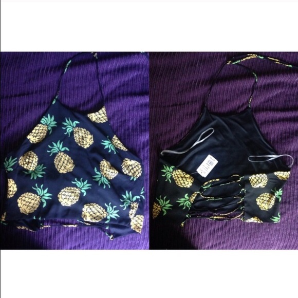 Pineapple halter top never worn(reposh)
