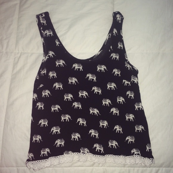 Brandy Melville Tops - elephant shirt