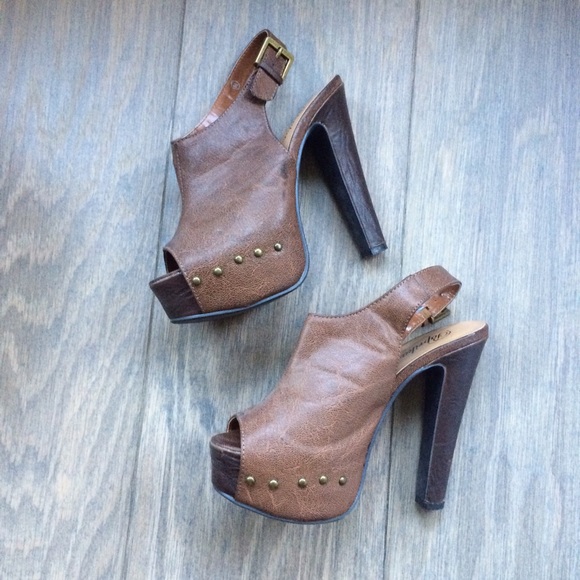 Paprika Shoes - Brown mules