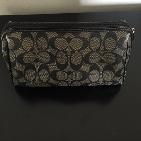 Coach make up bag - Picture 2 of 4