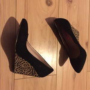 Betsey Johnson Wedges