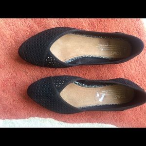 TOMS black suede Jutti Flats