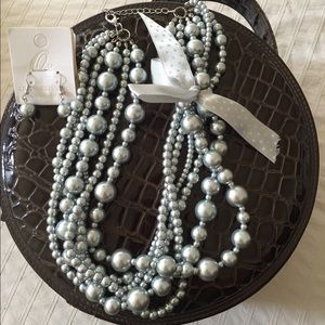 Faux  grey pearl necklace