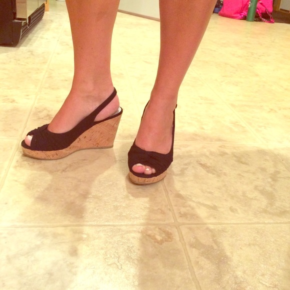 Wedge shoes