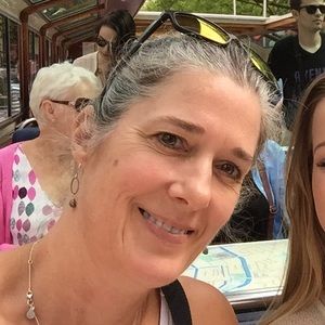 Meet your Posher, Joan