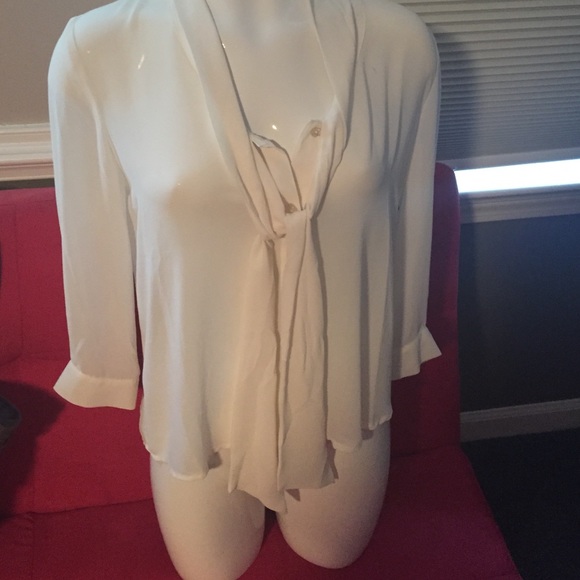 White tie shirt!!