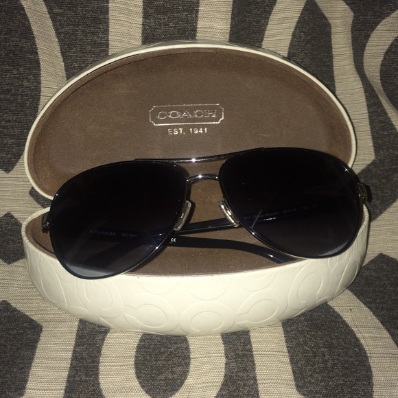 🚫 SOLD 🚫 Coach Sunglasses