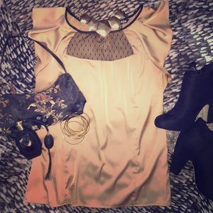 Express Blouse with Ruffled Sleeves & Lace Detail