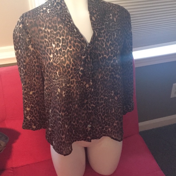 Leopard tie shirt!