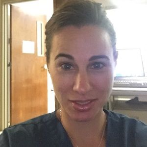 Meet your Posher, Stacy