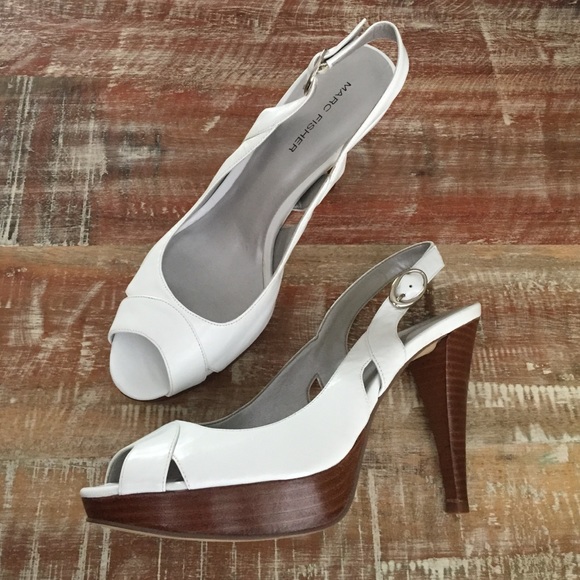 Marc Fisher brand new white leather heels
