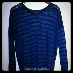 Black and blue shear top
