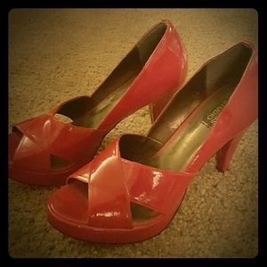 Vigoss studio red sandal pump