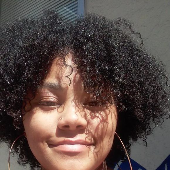 Meet your Posher, Joeleena - Picture 1 of 1