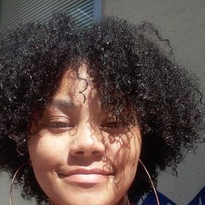 Meet your Posher, Joeleena