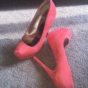 Never worn sexy coral peep toe pumps