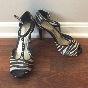 T strap animal print heels 6.5 Antonio Melani