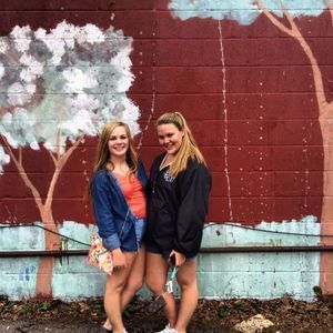 Meet your Posher, Lexi