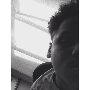 Meet your Posher, Mackenzie