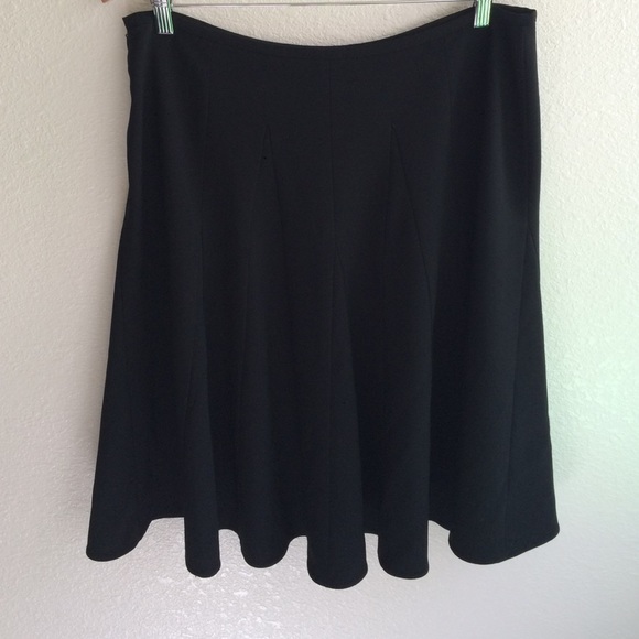 JNY black A-line skirt - Picture 1 of 3